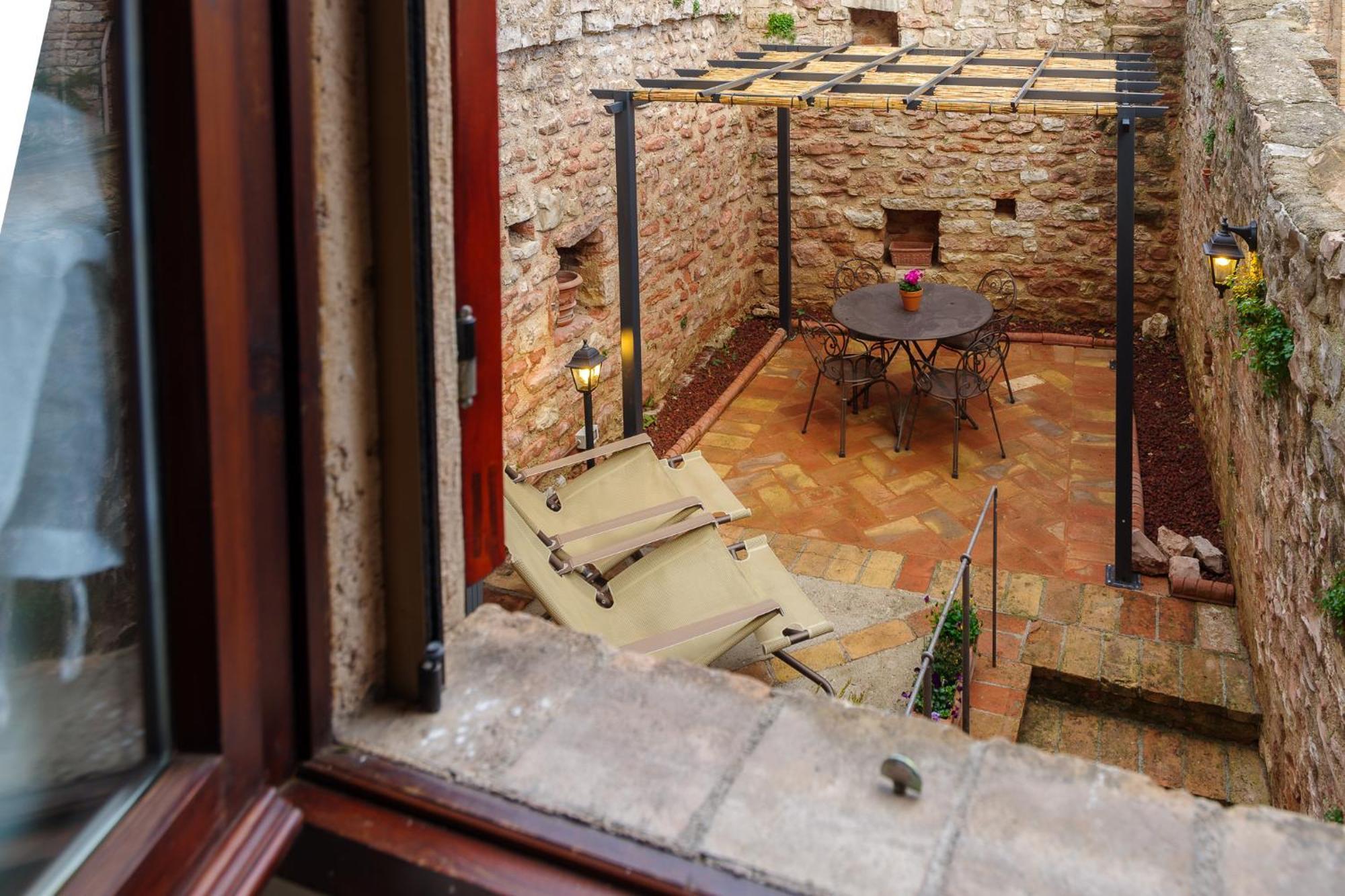 La Piccola Corte Apartman Spello Kültér fotó